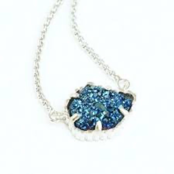 Kendra Scott Jewelry - KENDRA SCOTT TESS SILVER NECKLACE IN BLUE DRUSY